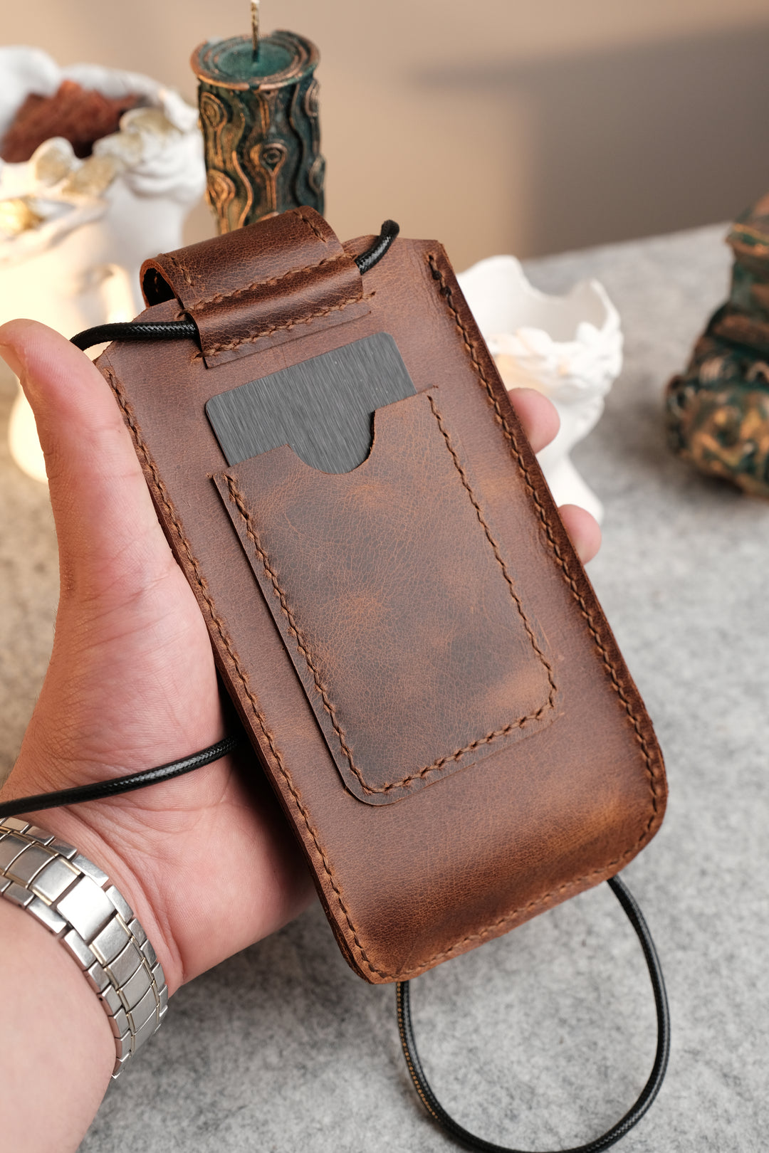 El Yapımı Deri Telefon Çantası - Perge
